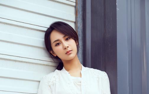 娱乐圈吃瓜杨紫是谁,娱乐圈吃瓜界的“瓜王” 第2张 娱乐圈吃瓜杨紫是谁,娱乐圈吃瓜界的“瓜王” 第2张